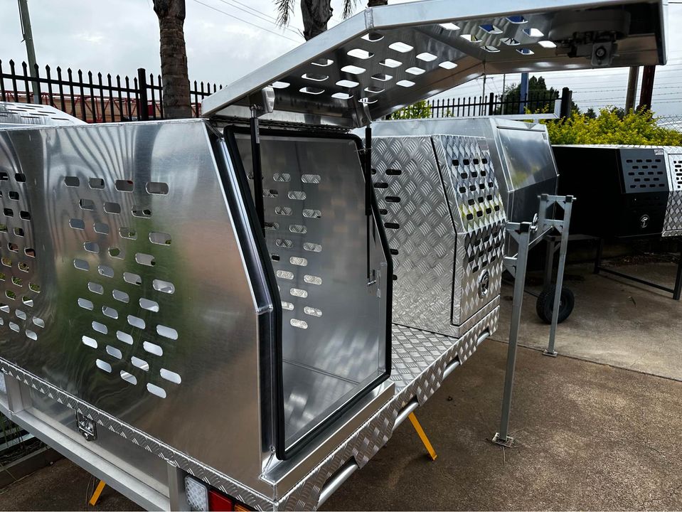 STAFFORD INDUSTRIAL (FULL DOGBOX) 600MM X 1780MM X 860MM FLAT PLATE