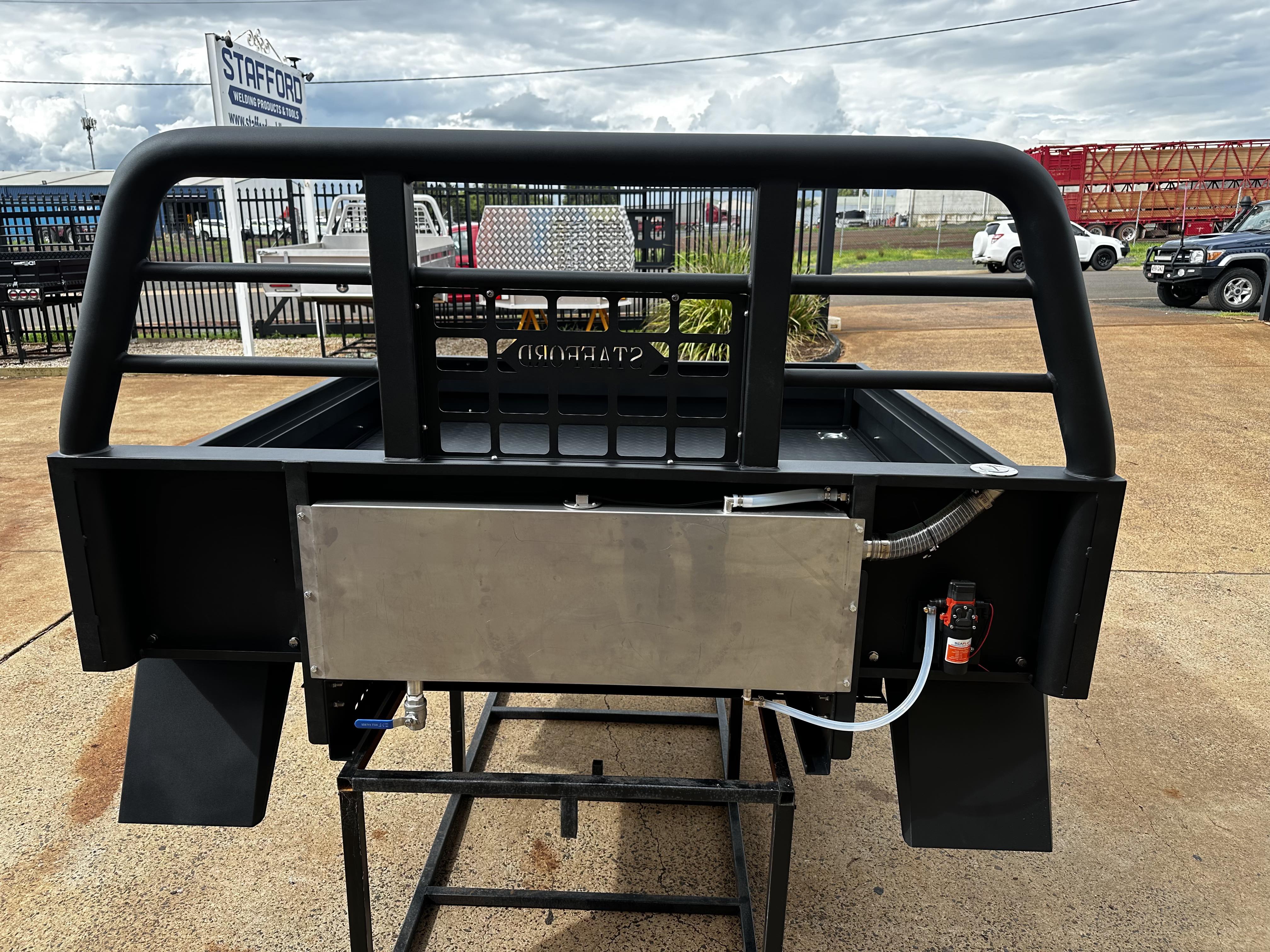 STAFFORD INDUSTRIAL 1800MM STEEL UTE TRAY PACKAGE BLACK