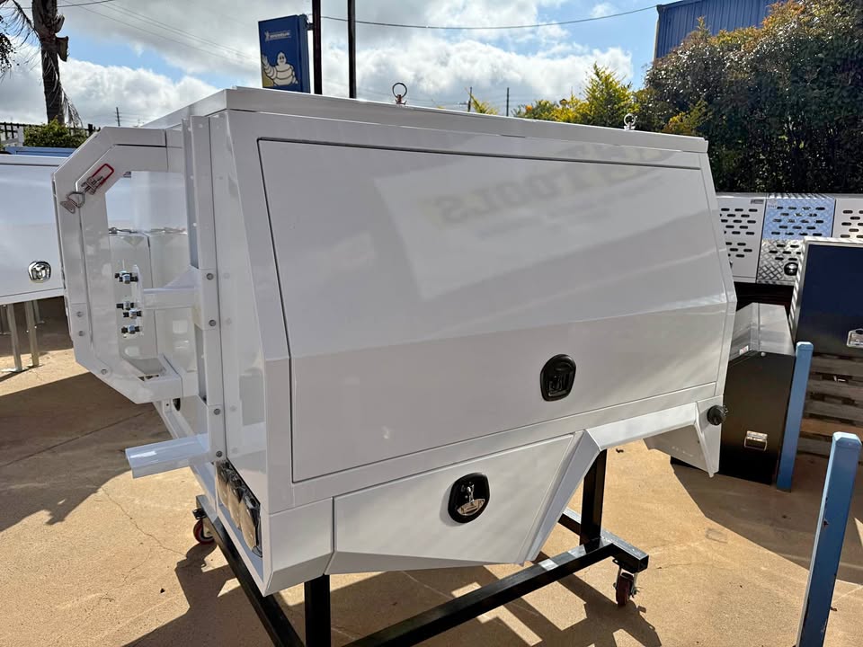 STAFFORD INDUSTRIAL CHASSIS MOUNT CANOPY WHITE