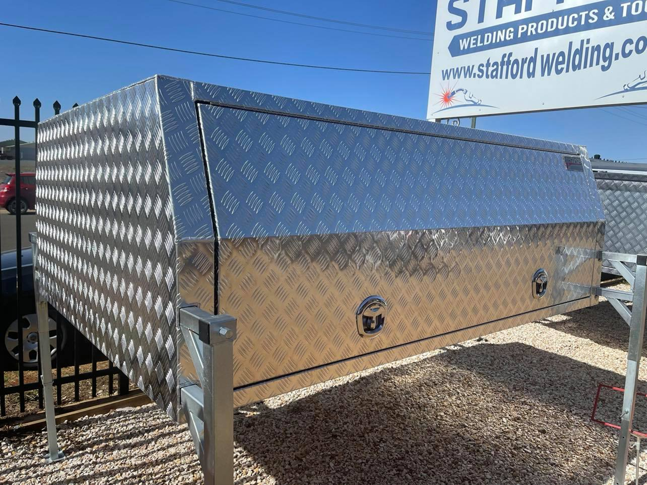 STAFFORD INDUSTRIAL UTE CANOPY 2100MM X 1780MM X 860MM ALU CHECKER PLATE 3 DOOR 3MM