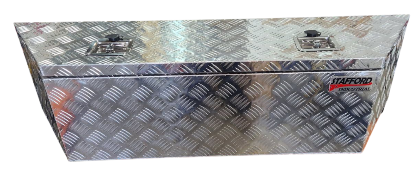 ALUMINUM DRAW BAR BOX CHECKER PLATE