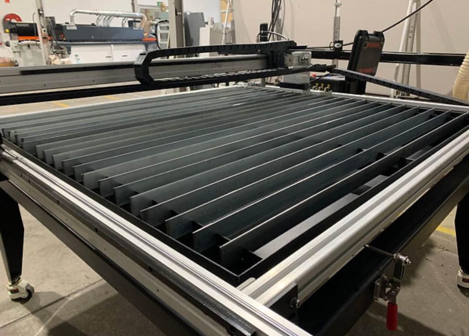 CNC TABLE PLUS STAFFORD CUT 42 PFC PLASMA CUTTER