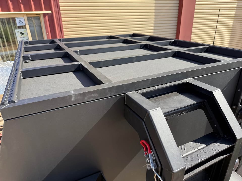 STAFFORD INDUSTRIAL CHASSIS MOUNT CANOPY MATT BLACK