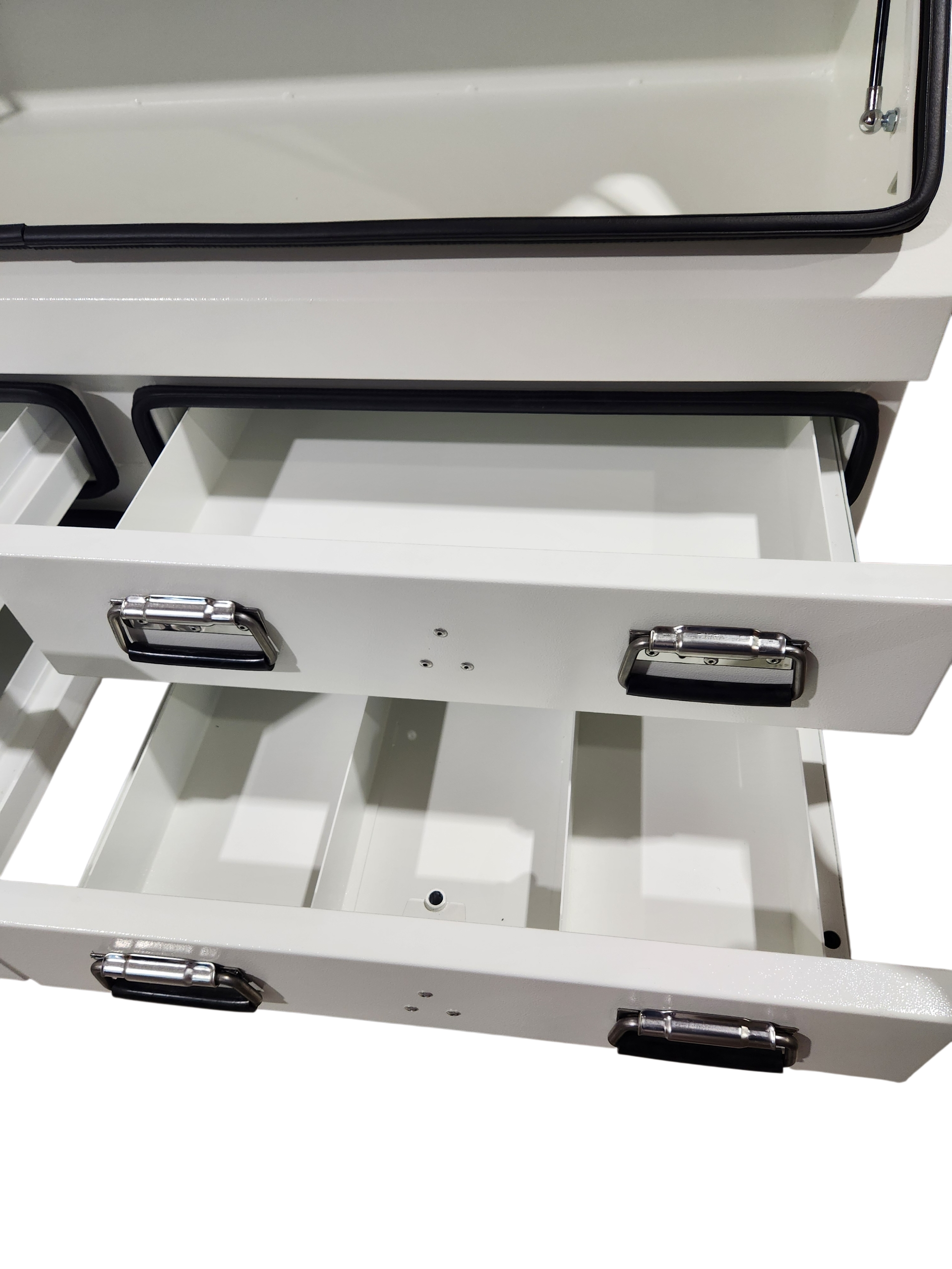 STAFFORD INDUSTRIAL 4 DRAWER 1300MM ANGLED WHITE TOOL BOX