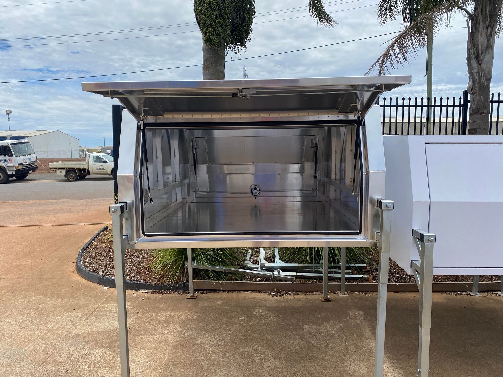 STAFFORD INDUSTRIAL UTE CANOPY 1600MM X 1780MM X 860MM ALU FLAT 2 DOOR